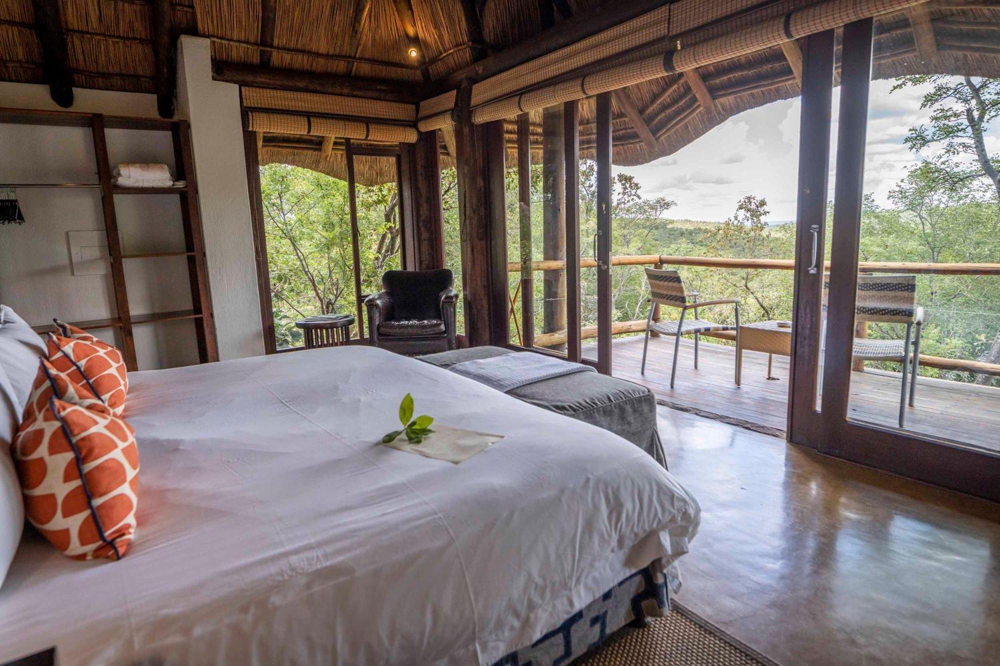 Tshwene Lodge Vaalwater Bagian luar foto